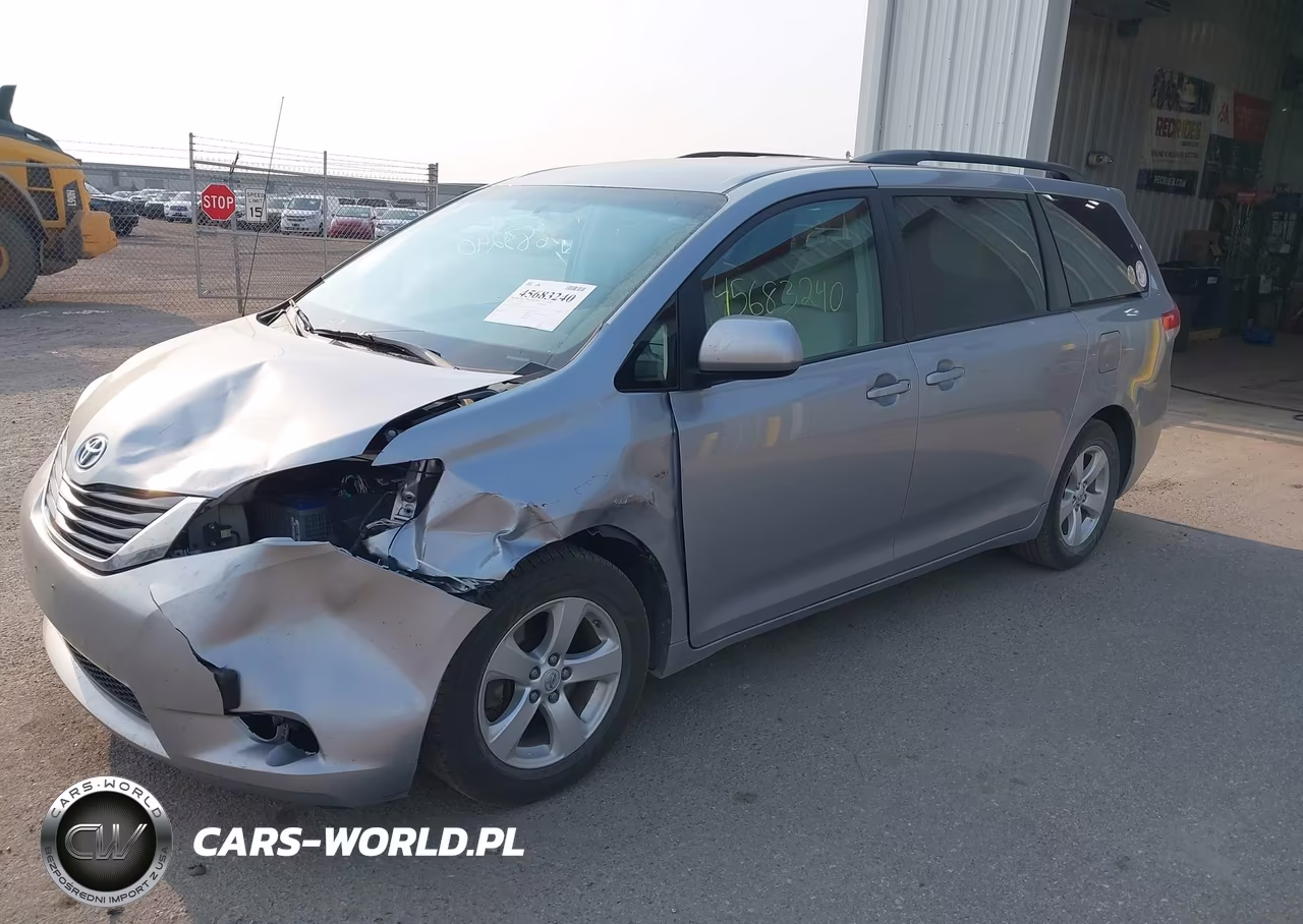 2013 Toyota Sienna Le V6 8 Passenger VIN:5TDKK3DC5DS303142 - 2