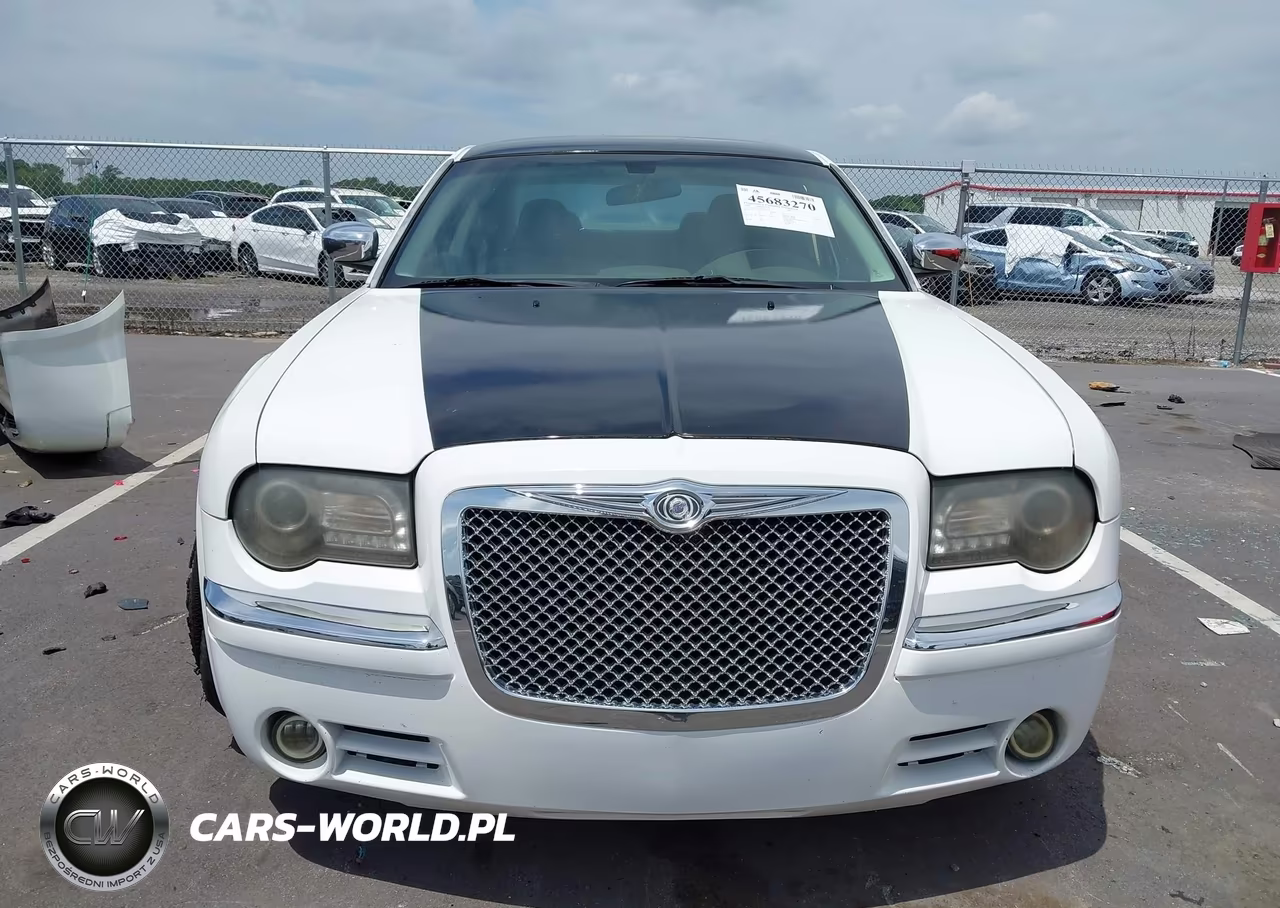 2010 Chrysler 300 Touring-Signature Series-Executive Series VIN:2C3CA5CV2AH315513 - 13