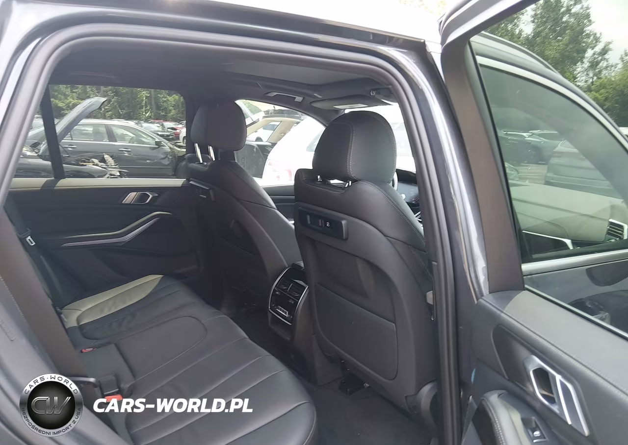 2019 BMW X5 xDrive40I VIN:5UXCR6C52KLL10860 - 8