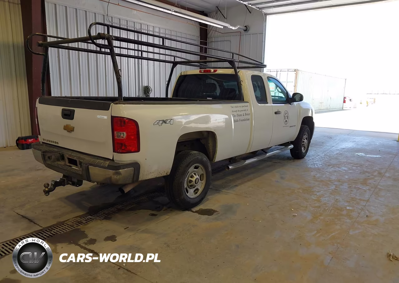 2013 Chevrolet Silverado 2500Hd Work Truck VIN:1GC2KVCG5DZ106485 - 4