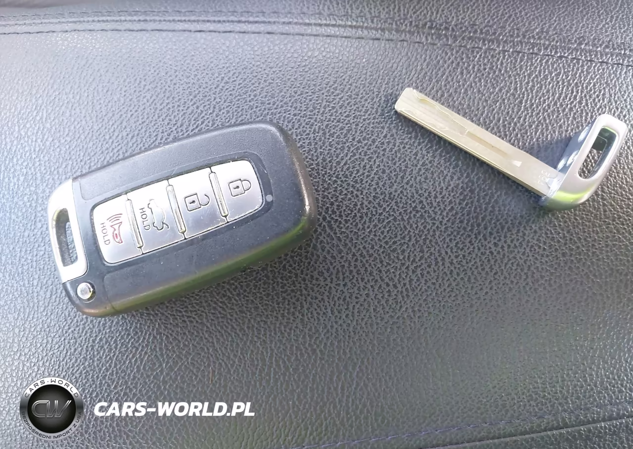 2011 Hyundai Sonata Limited VIN:5NPEC4ACXBH128118 - 11
