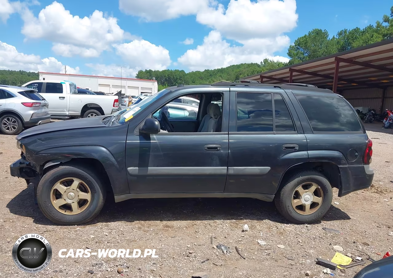 2005 Chevrolet Trailblazer Ls VIN:1GNDS13S352210755 - 15