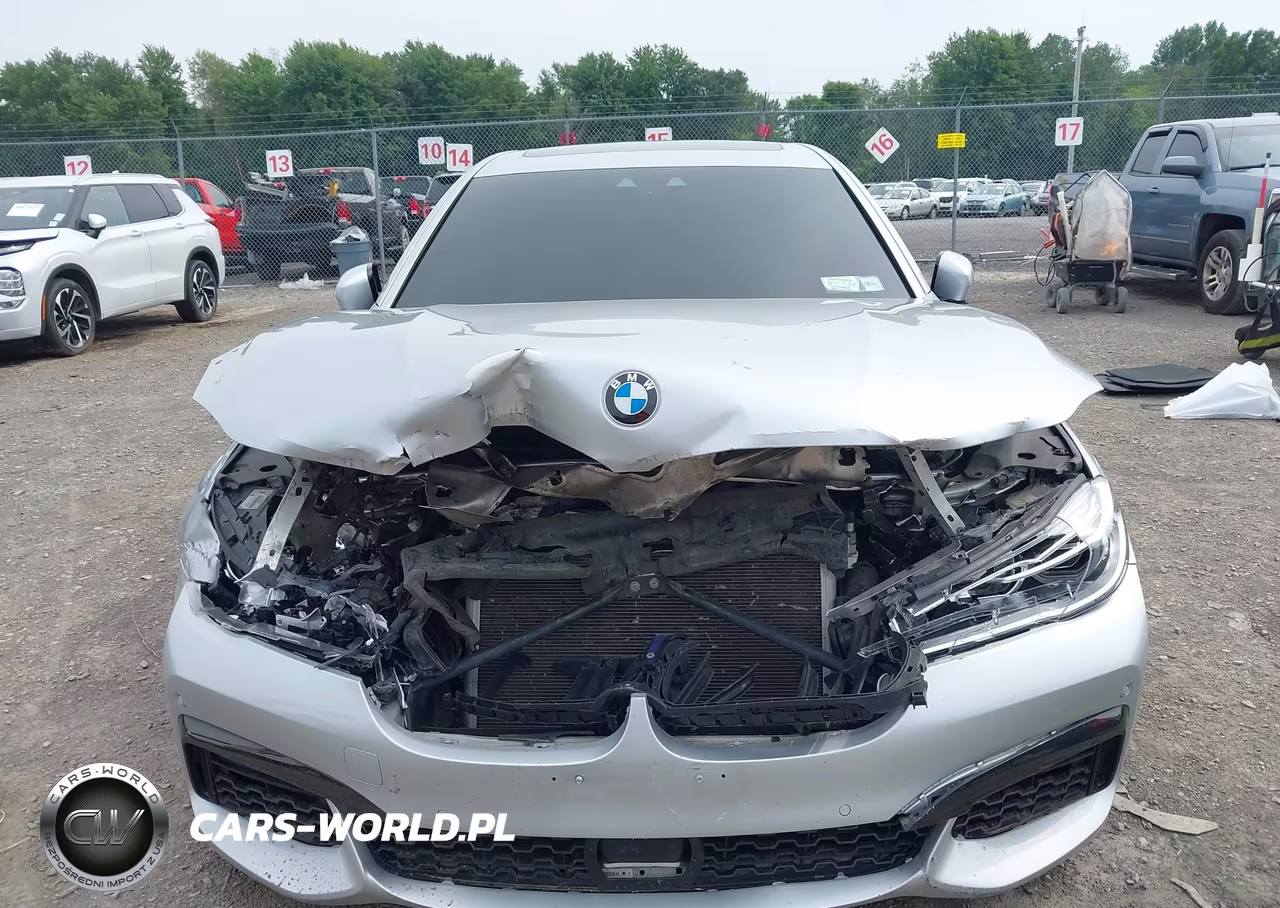 2018 BMW Alpina B7 xDrive VIN:WBA7F2C52JB238693 - 13