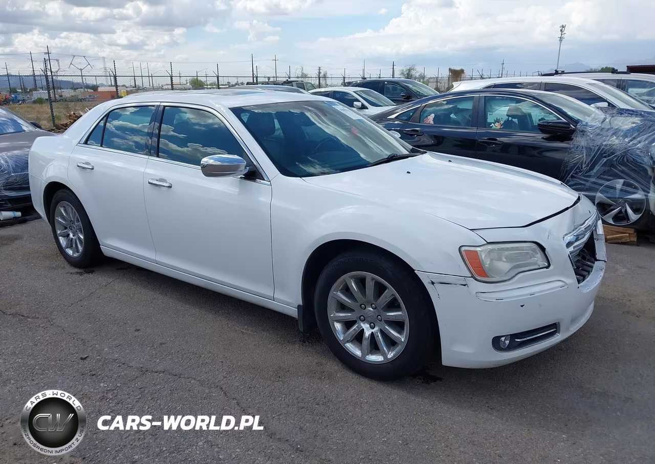 2011 Chrysler 300C – zdjęcie 1 z 16