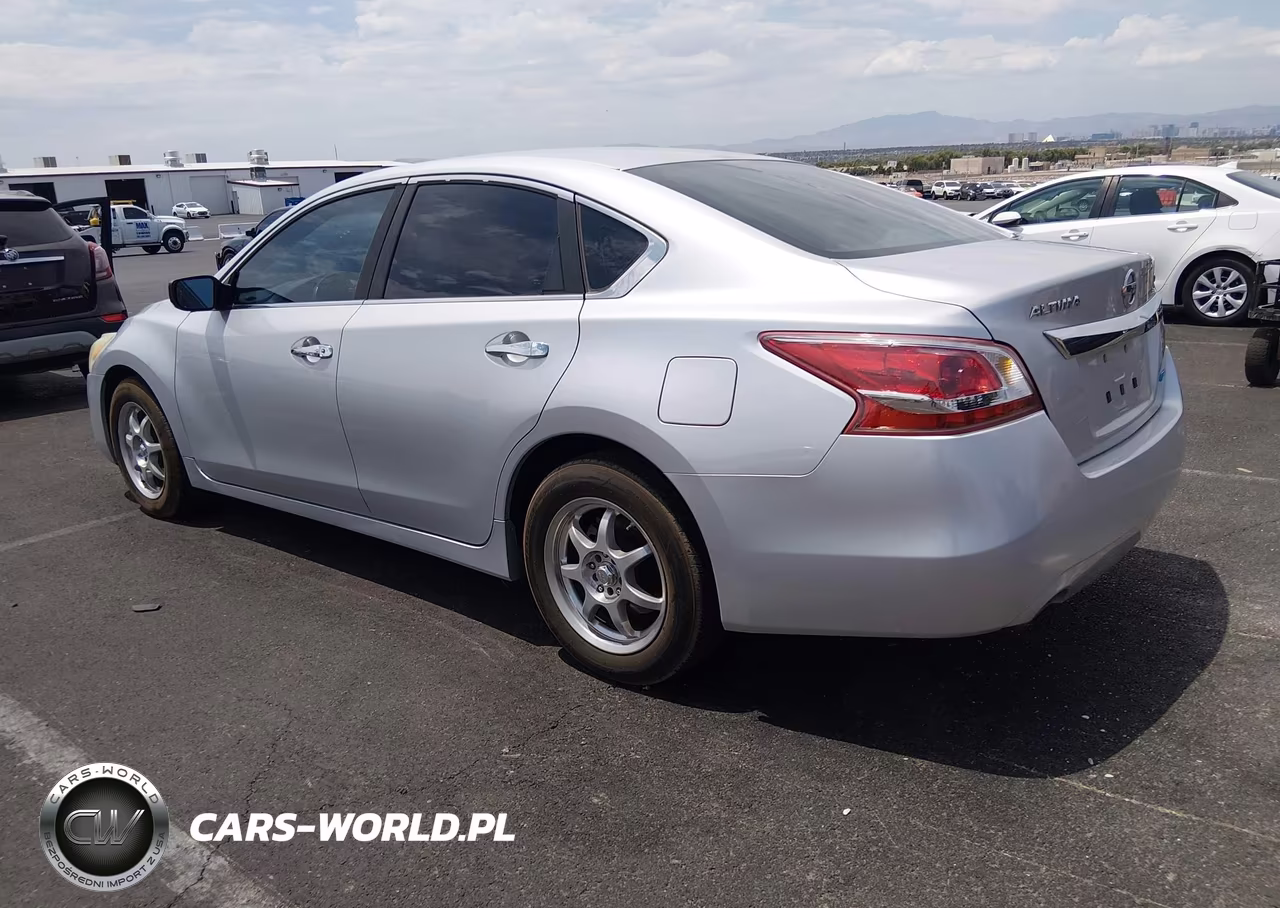 2013 Nissan Altima 2.5 S VIN:1N4AL3AP2DC111524 - 3