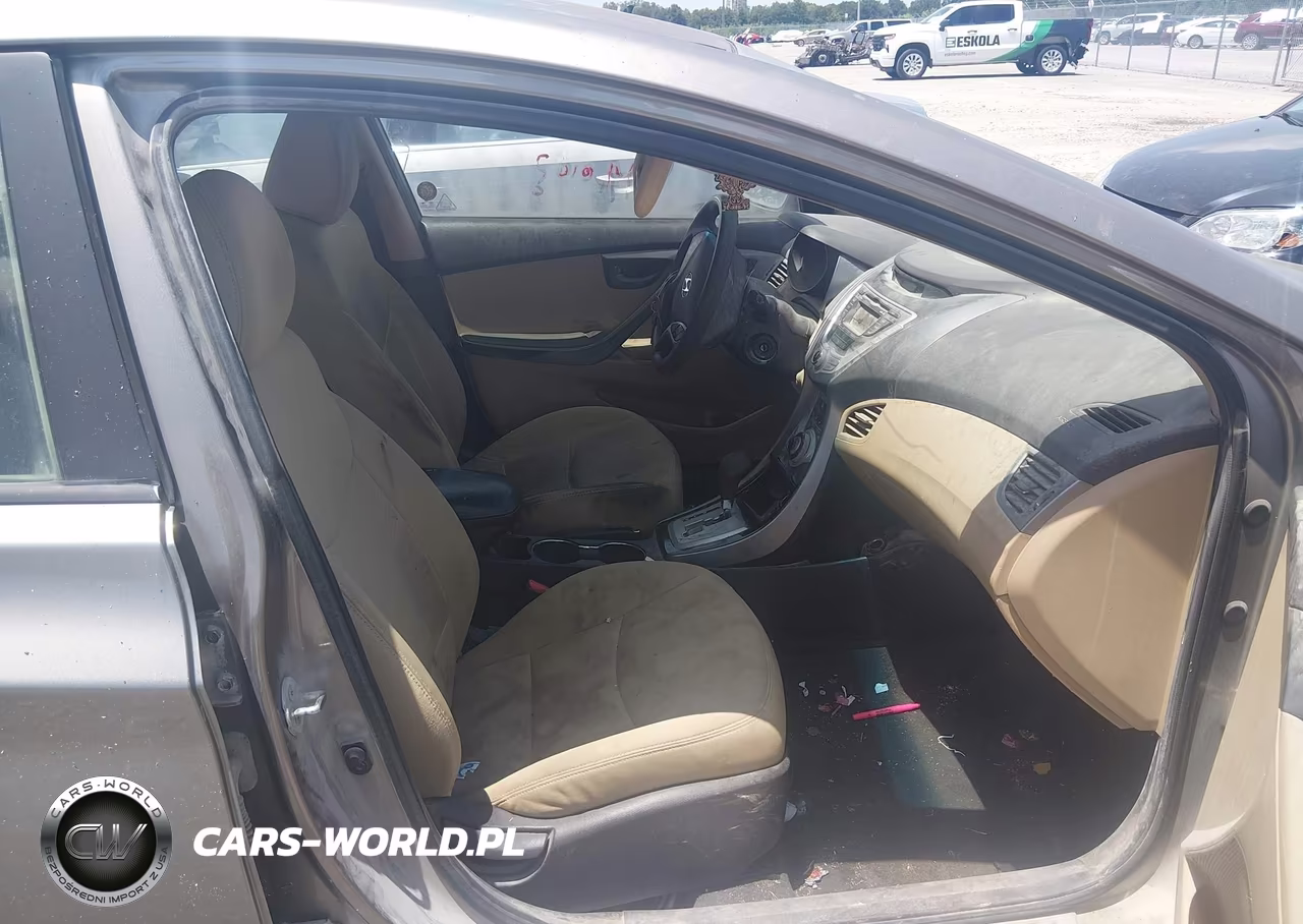 2012 Hyundai Elantra Gls VIN:5NPDH4AE8CH133575 - 5