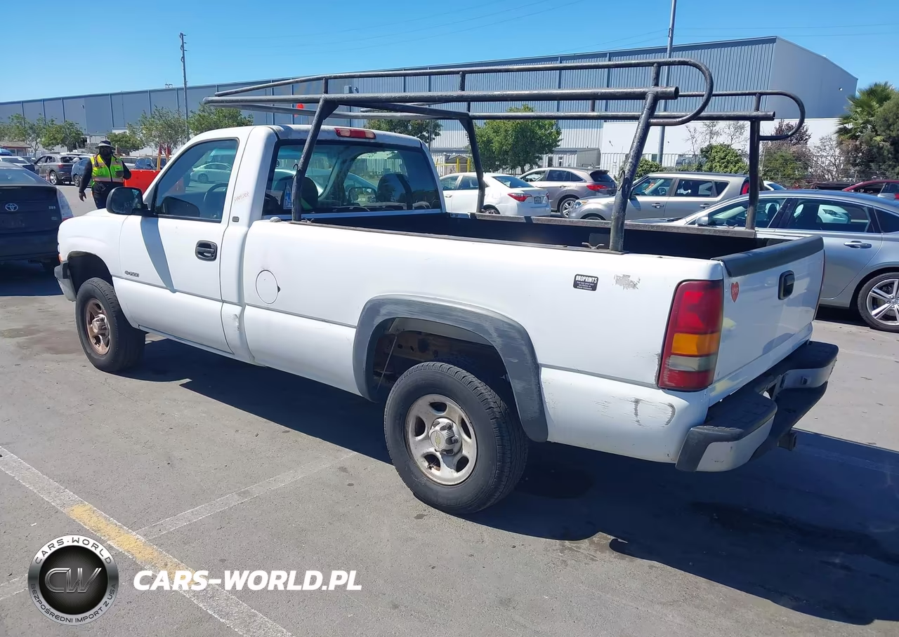 2000 Chevrolet Silverado 1500 VIN:1GCEK14T6YE342867 - 3