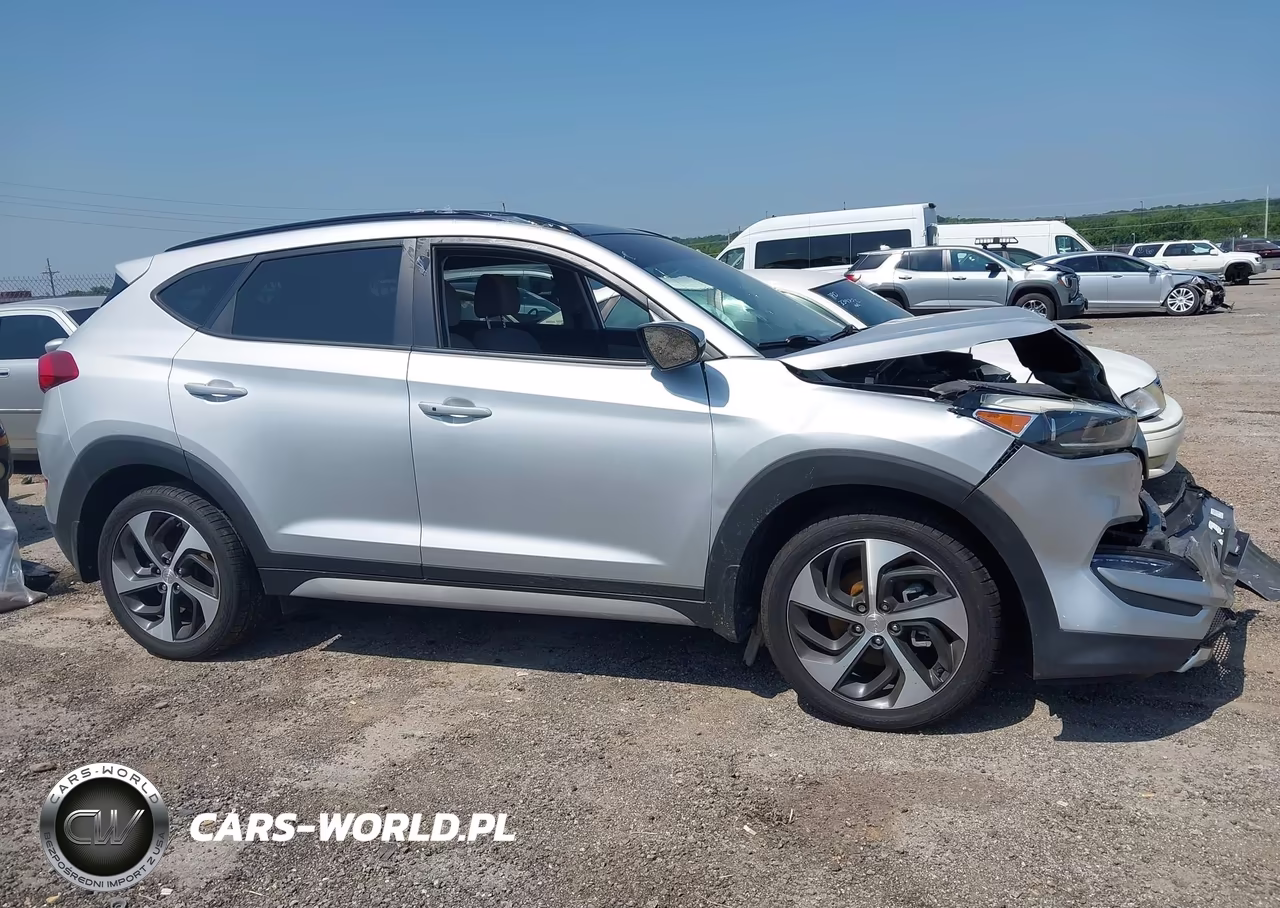 2018 Hyundai Tucson Value VIN:KM8J33A2XJU646326 - 14