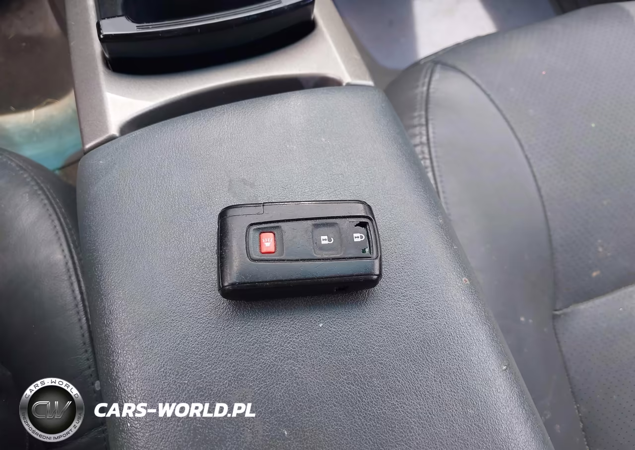 2008 Toyota Prius VIN:JTDKB20U687747462 - 11
