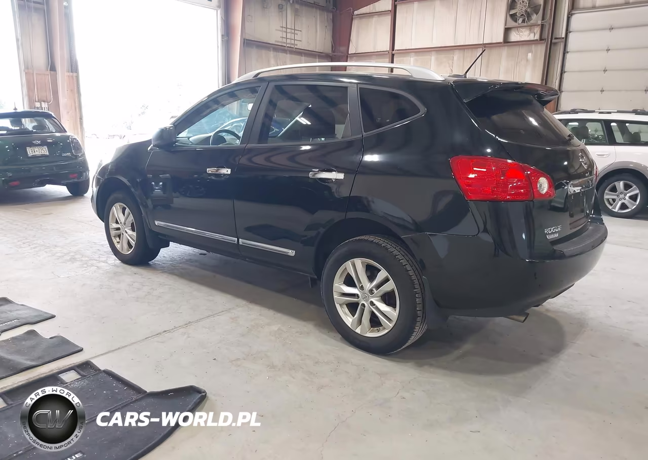 2015 Nissan Rogue Select S VIN:JN8AS5MV9FW765445 - 3