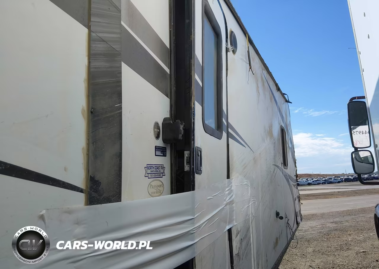 2016 Passport Other VIN:4YDT33229GX415370 - 10