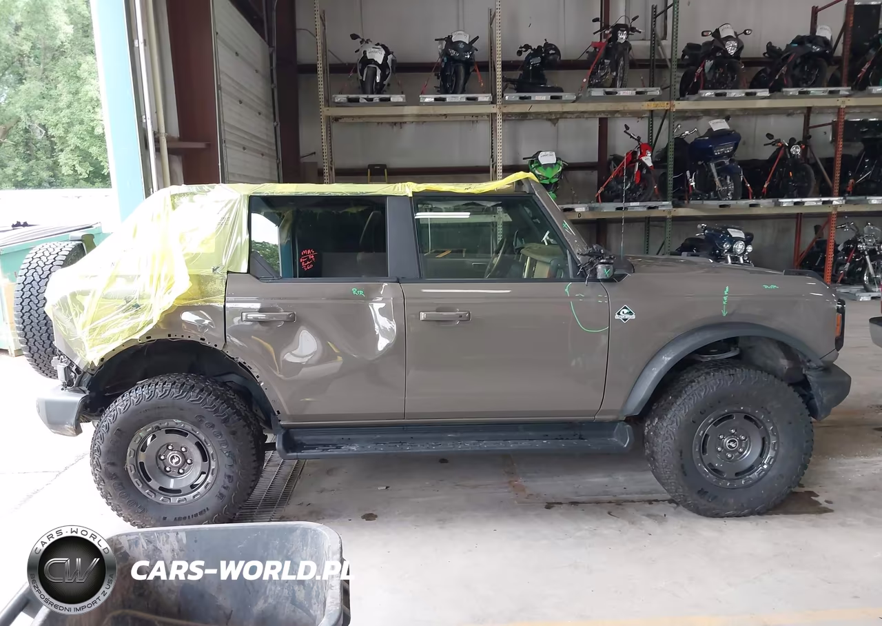 2025 Ford Bronco Outer Banks VIN:1FMEE8BP9SLB01258 - 13