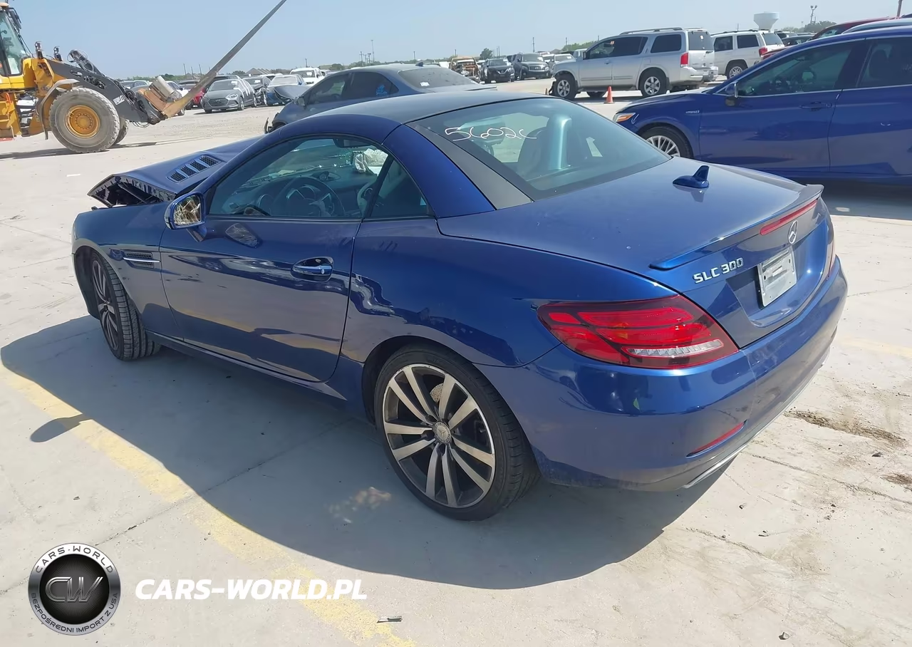 2017 Mercedes-Benz Slc 300 VIN:WDDPK3JAXHF128598 - 3