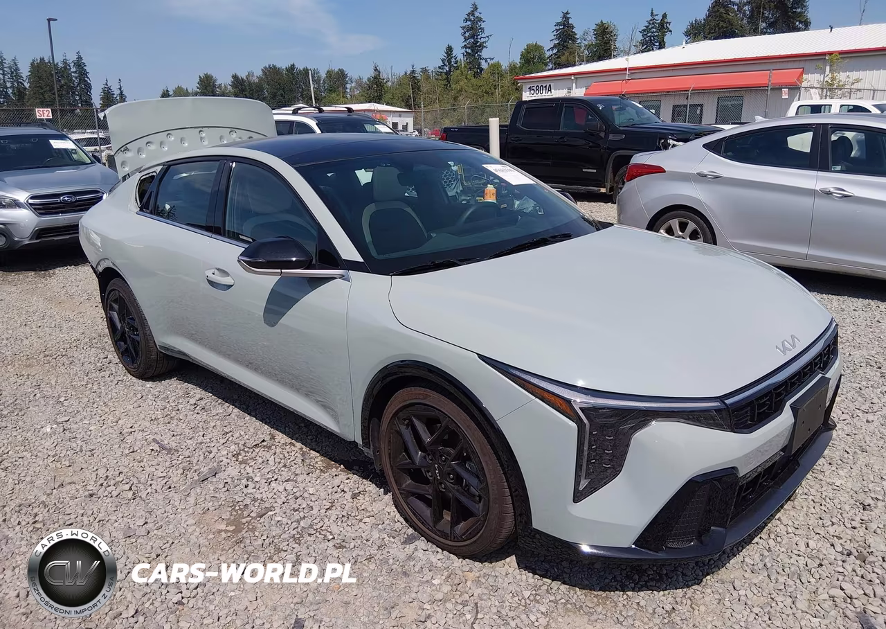 2025 Kia K4 Gt-Line Turbo