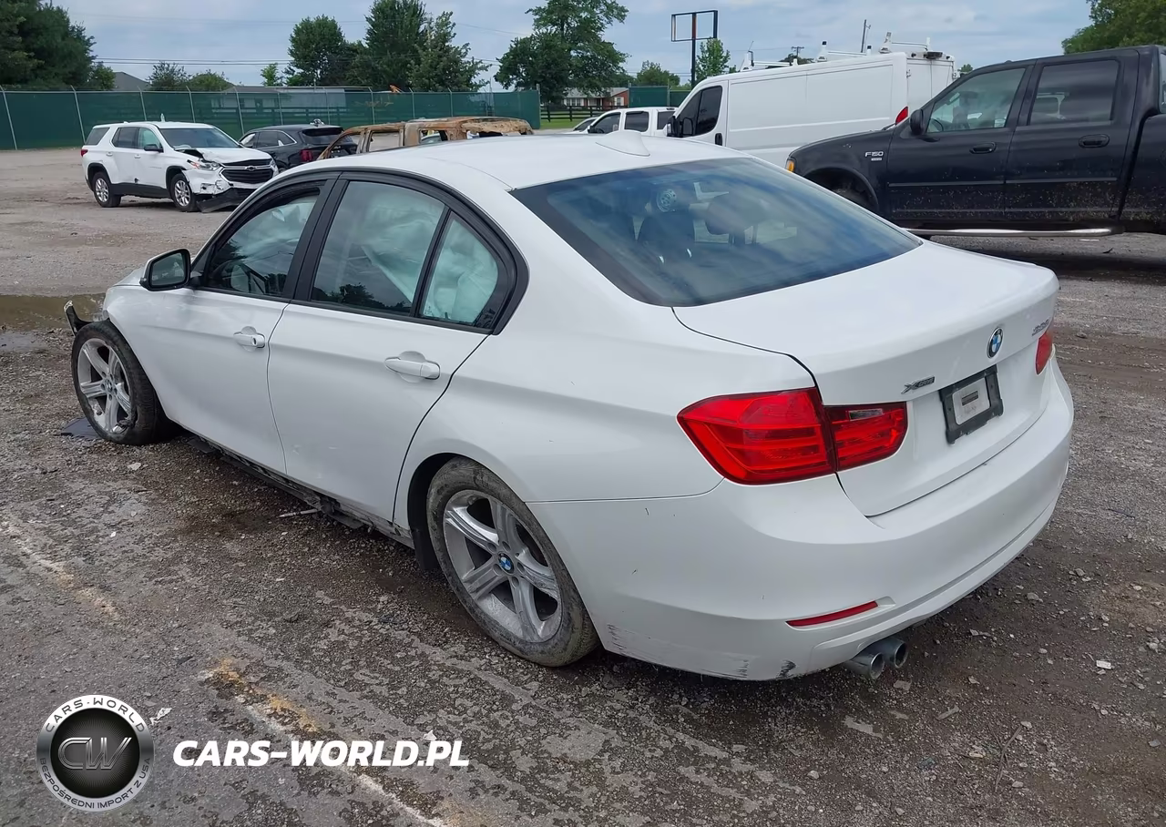 2015 BMW 328I xDrive VIN:WBA3B3G50FNT68553 - 3