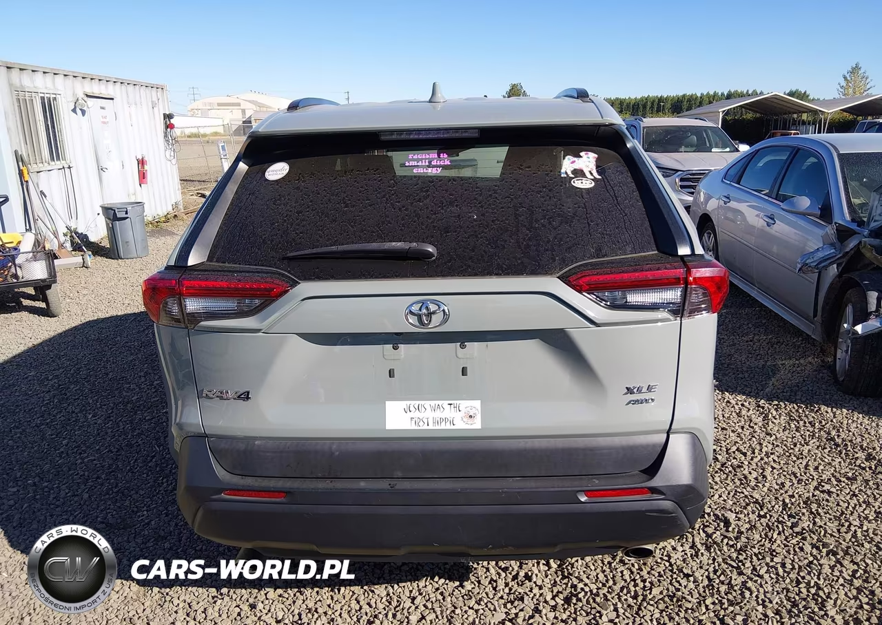 2021 Toyota Rav4 Xle VIN:2T3P1RFV8MW159966 - 17