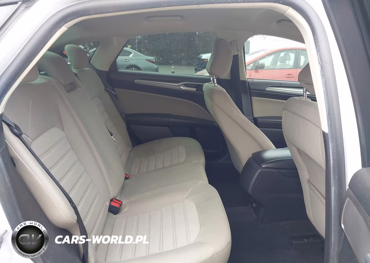 2020 Ford Fusion S VIN:3FA6P0G76LR112806 - 8