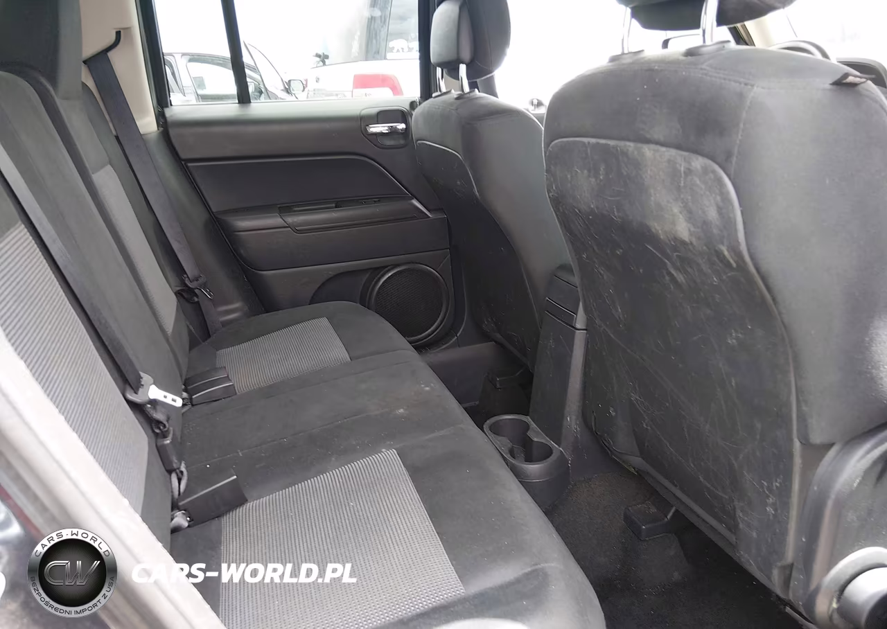2014 Jeep Patriot Latitude VIN:1C4NJRFB9ED688368 - 8