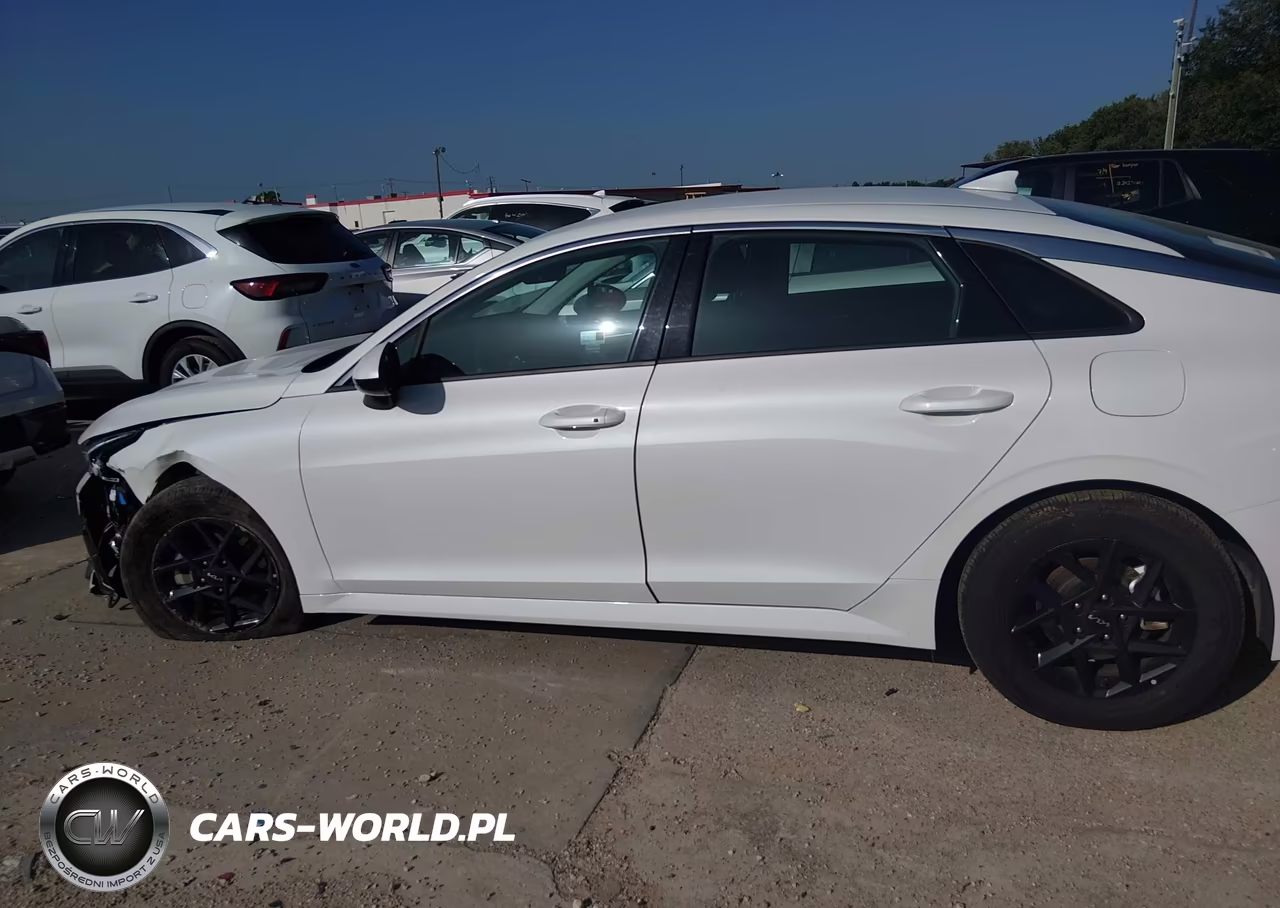 2026 Kia K5 Lxs Fwd VIN:KNAG24J70T5427209 - 14