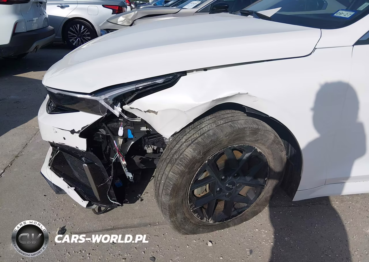2026 Kia K5 Lxs Fwd VIN:KNAG24J70T5427209 - 6