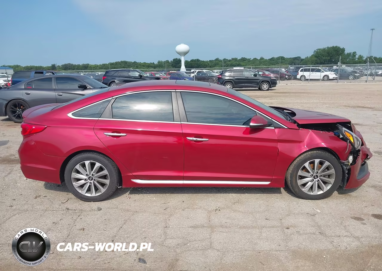 2016 Hyundai Sonata Sport VIN:5NPE34AF4GH389777 - 13