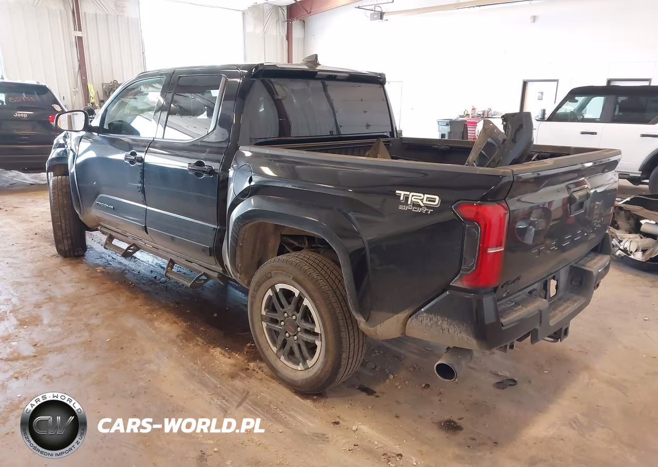 2025 Toyota Tacoma Trd Sport VIN:3TMLB5JN1SM134577 - 3