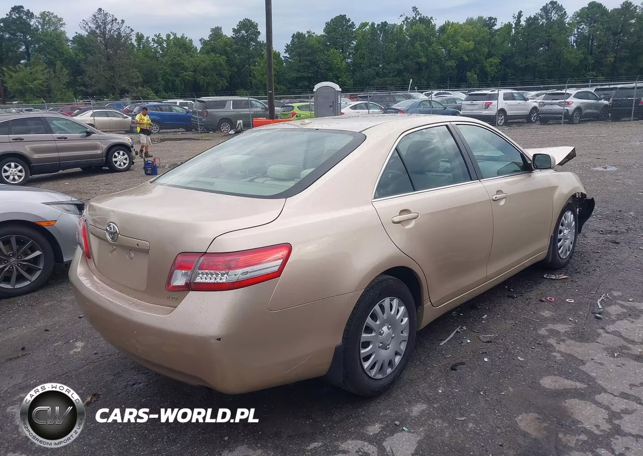 2010 Toyota Camry VIN:4T4BF3EK2AR016960 - 4