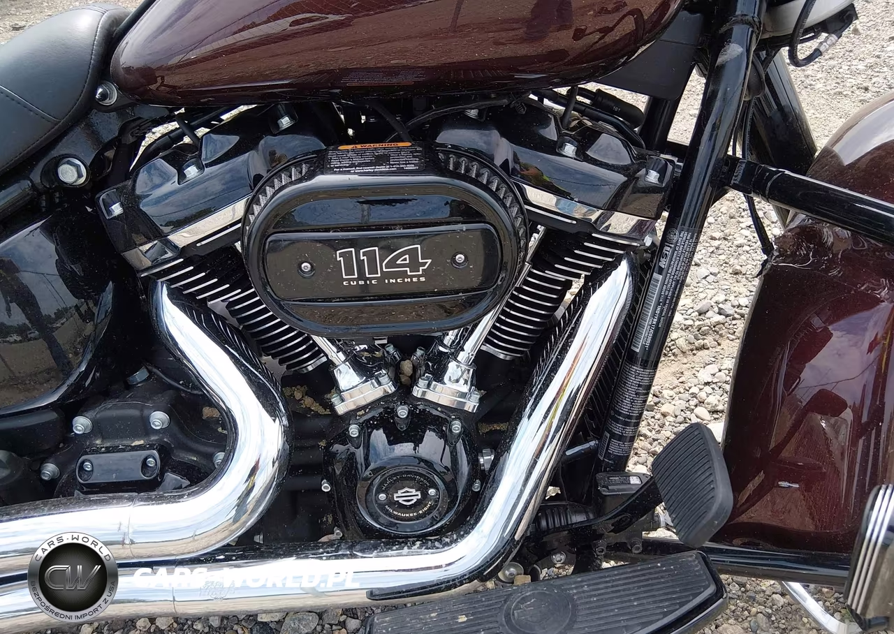 2018 Harley-Davidson Flhcs Heritage Classic 114 VIN:1HD1YBK17JC030531 - 8