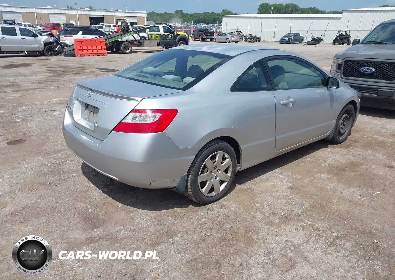 2008 Honda Civic Lx VIN:2HGFG12658H566905 - 4