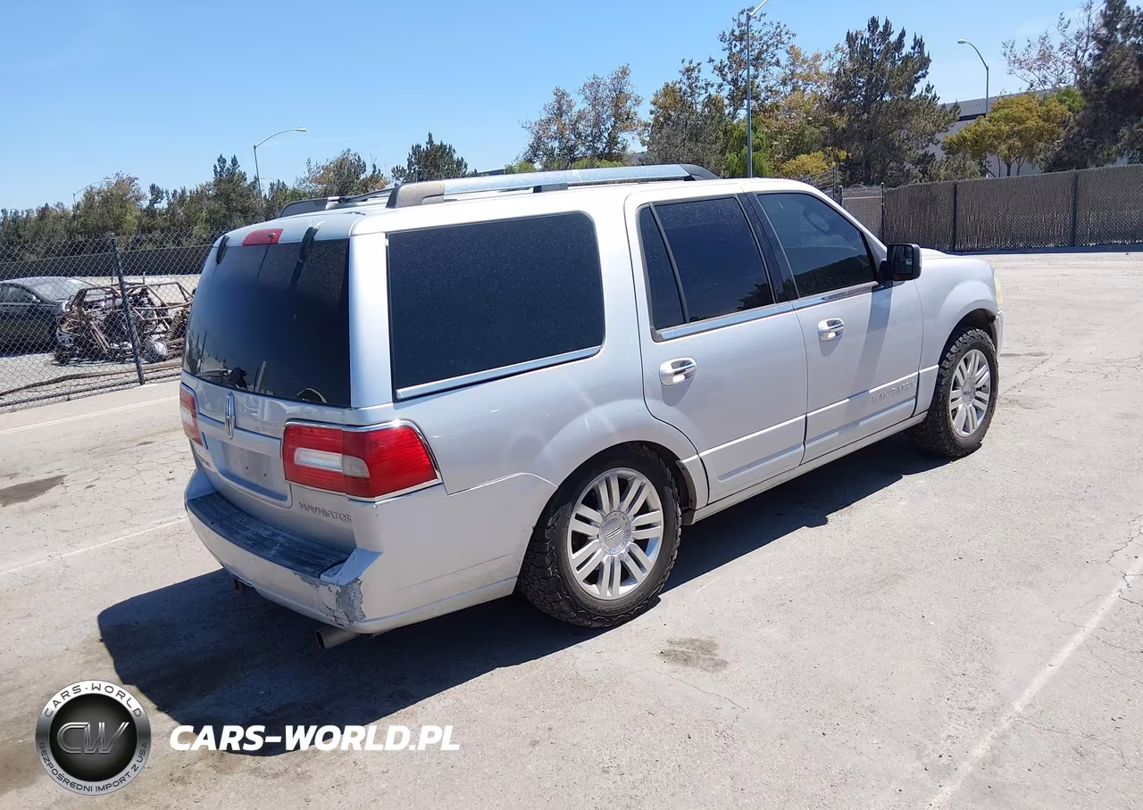 2012 Lincoln Navigator VIN:5LMJJ2H59CEL03324 - 4