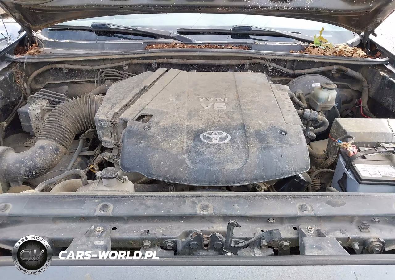 2010 Toyota Tacoma Prerunner V6 VIN:3TMJU4GN7AM106736 - 10