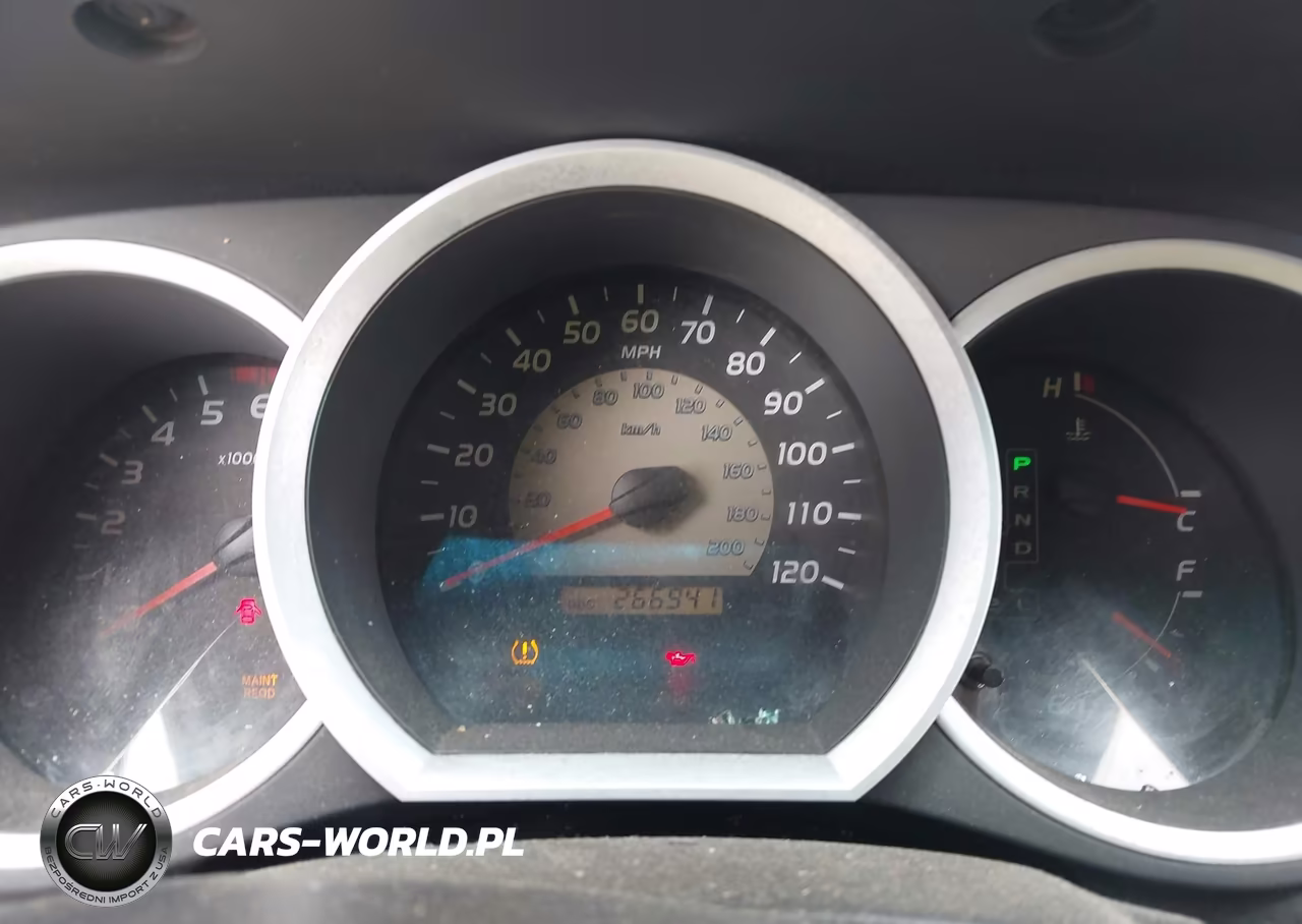 2010 Toyota Tacoma Prerunner V6 VIN:3TMJU4GN7AM106736 - 7