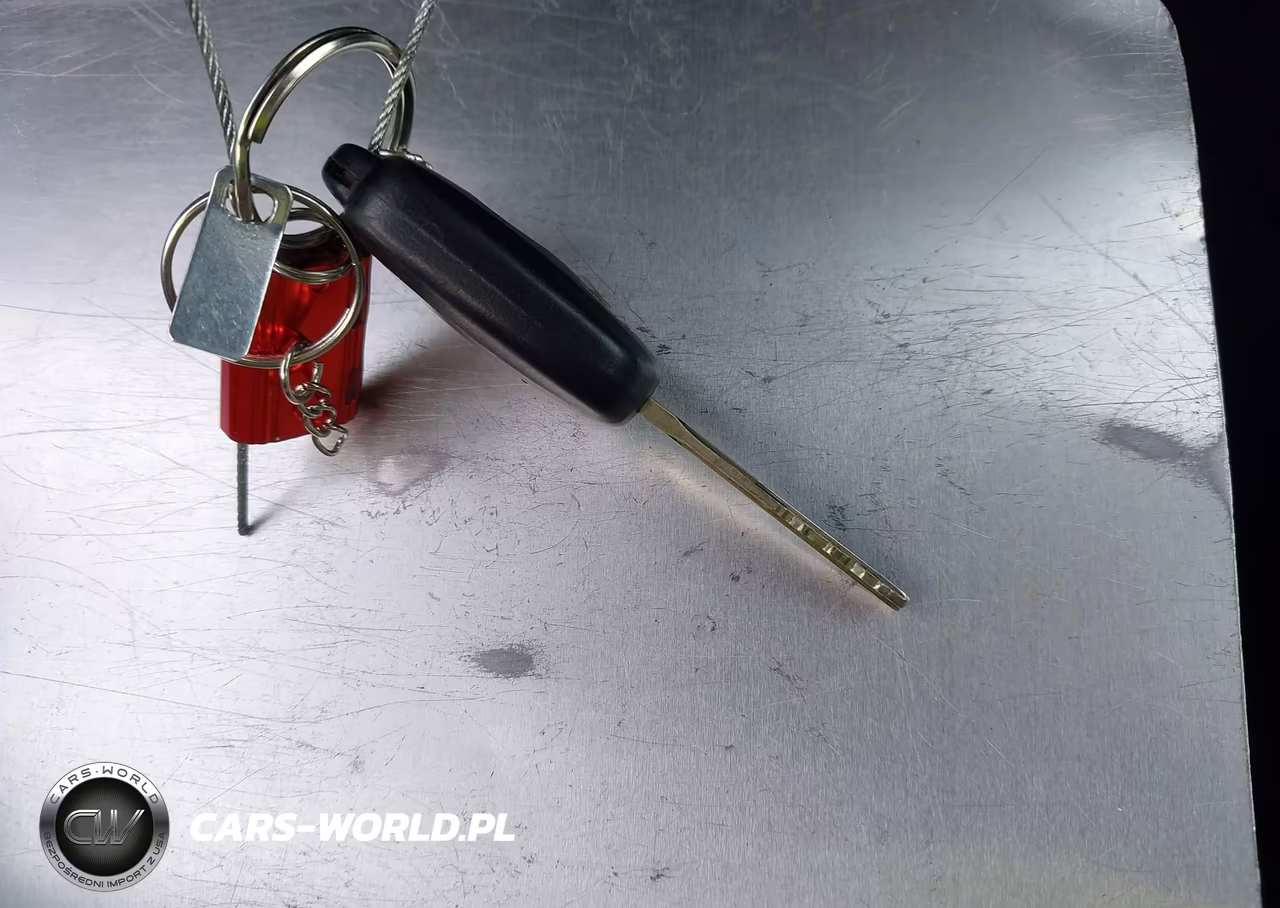 2015 Toyota Corolla Le Plus VIN:5YFBURHE3FP196211 - 11