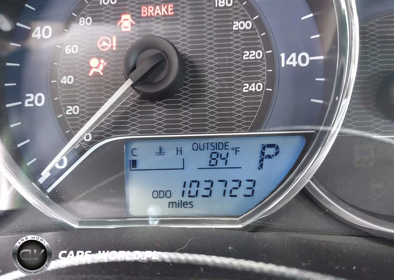 2015 Toyota Corolla Le Plus VIN:5YFBURHE3FP196211 - 16