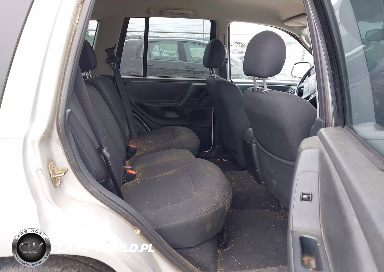 2004 Jeep Grand Cherokee Laredo VIN:1J4GW48S34C337920 - 8