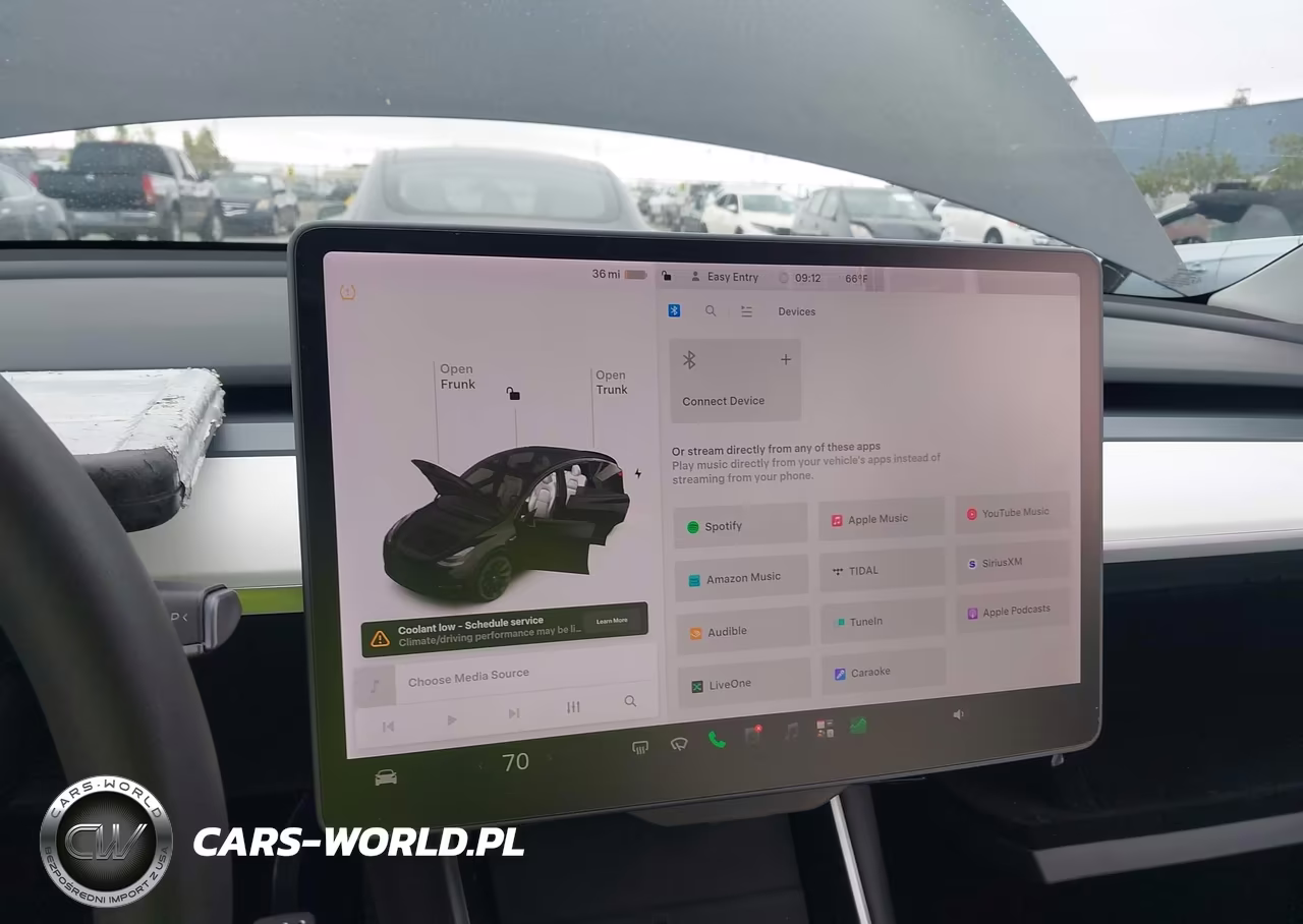 2021 Tesla Model Y Long Range Dual Motor All-Wheel Drive VIN:5YJYGDEE0MF102500 - 17