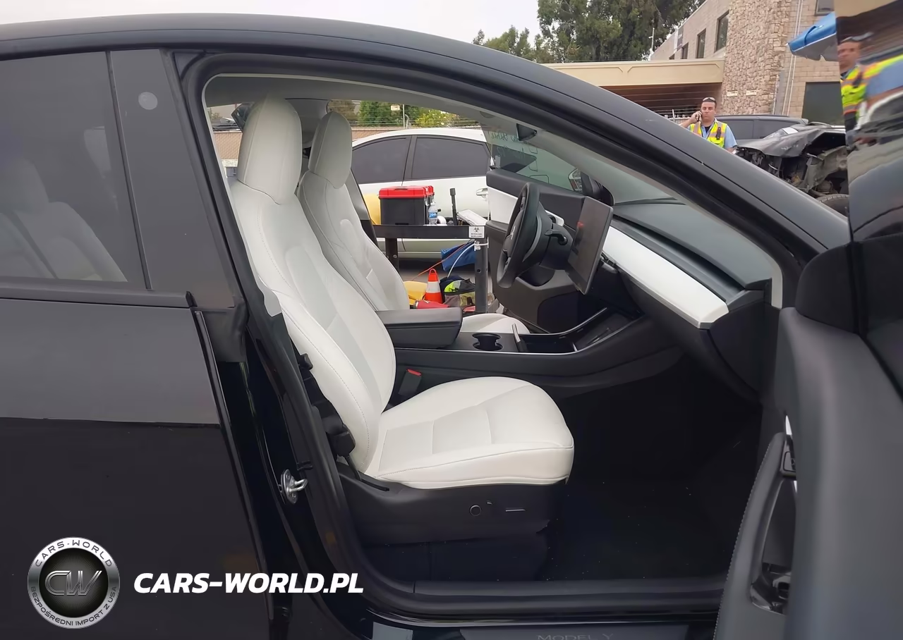 2021 Tesla Model Y Long Range Dual Motor All-Wheel Drive VIN:5YJYGDEE0MF102500 - 5