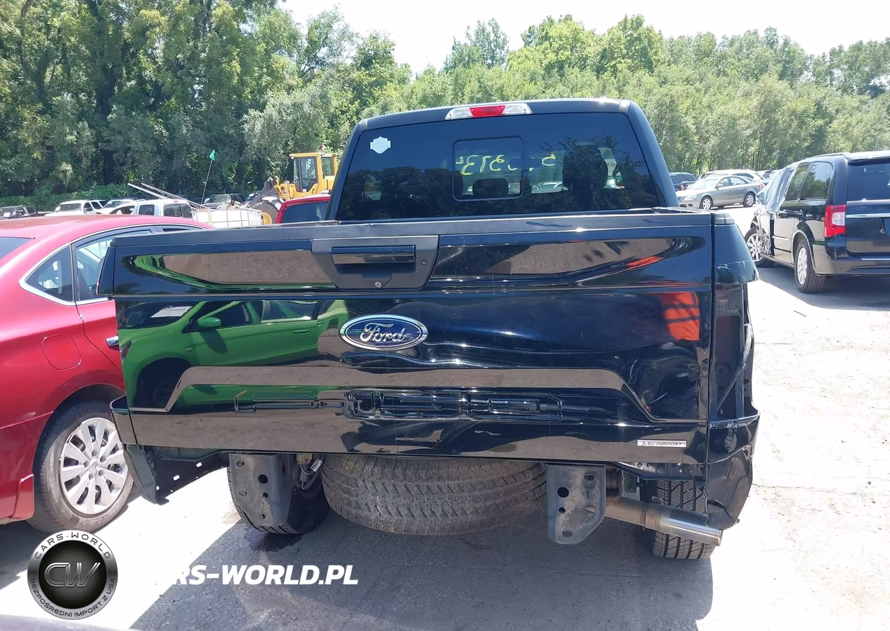 2018 Ford F-150 Xlt VIN:1FTEW1EG2JFC91874 - 17