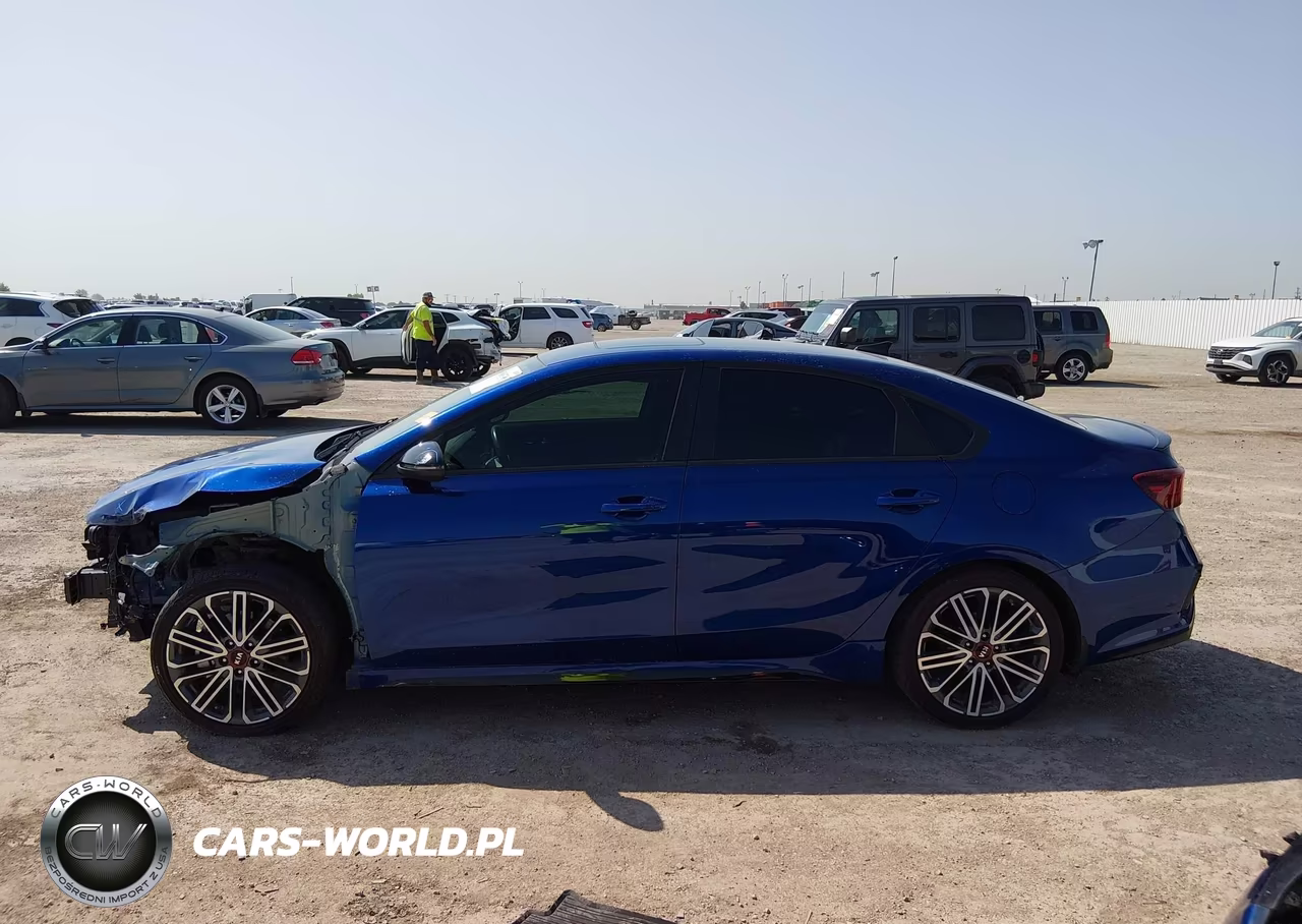 2021 Kia Forte Gt VIN:3KPF44ACXME394571 - 15
