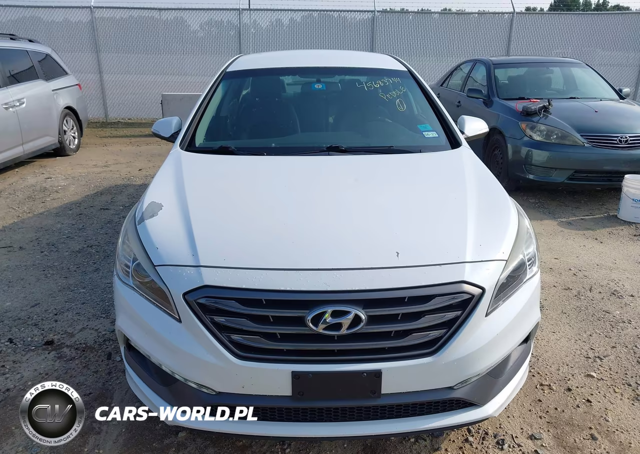 2015 Hyundai Sonata Sport VIN:5NPE34AF9FH224953 - 22