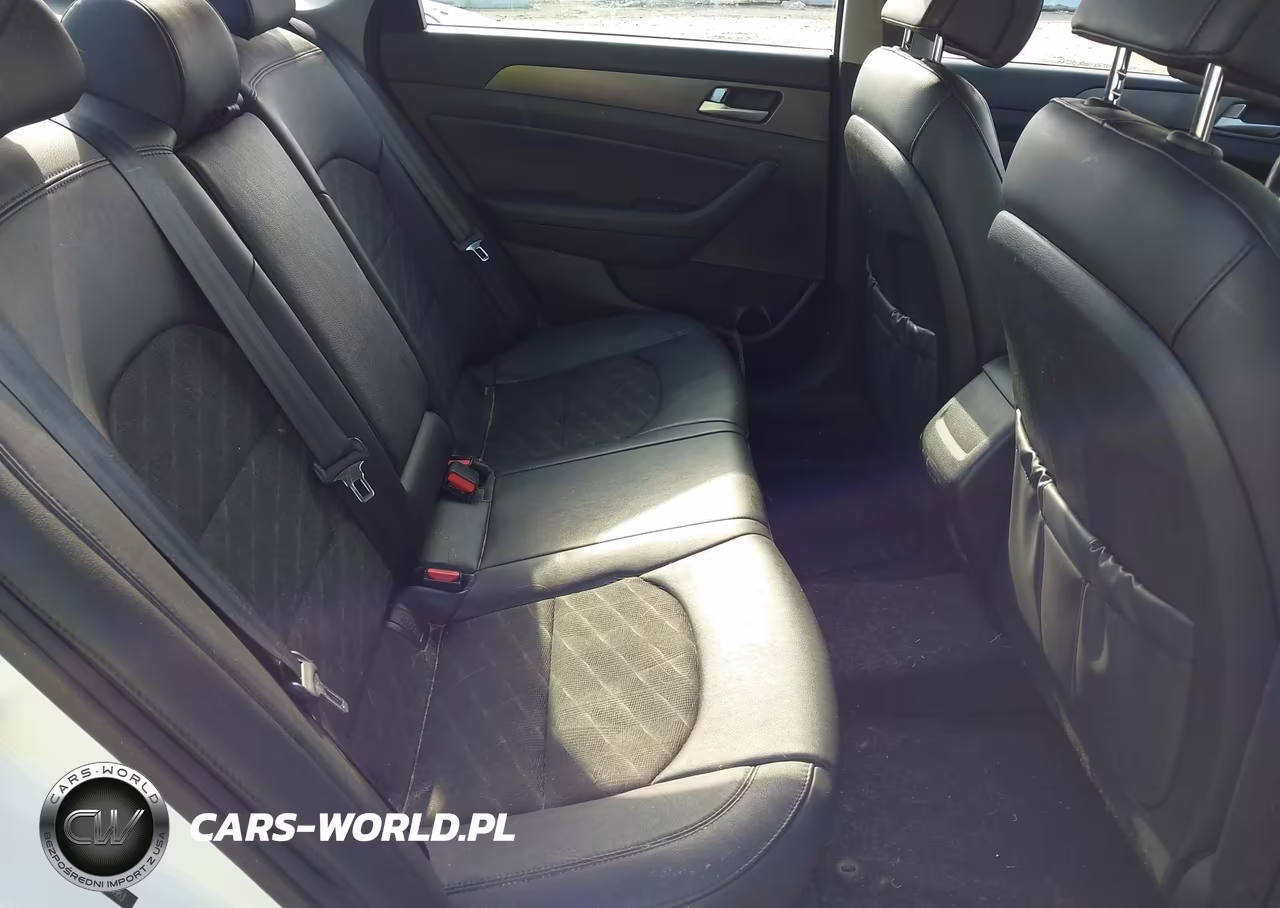 2015 Hyundai Sonata Sport VIN:5NPE34AF9FH224953 - 8