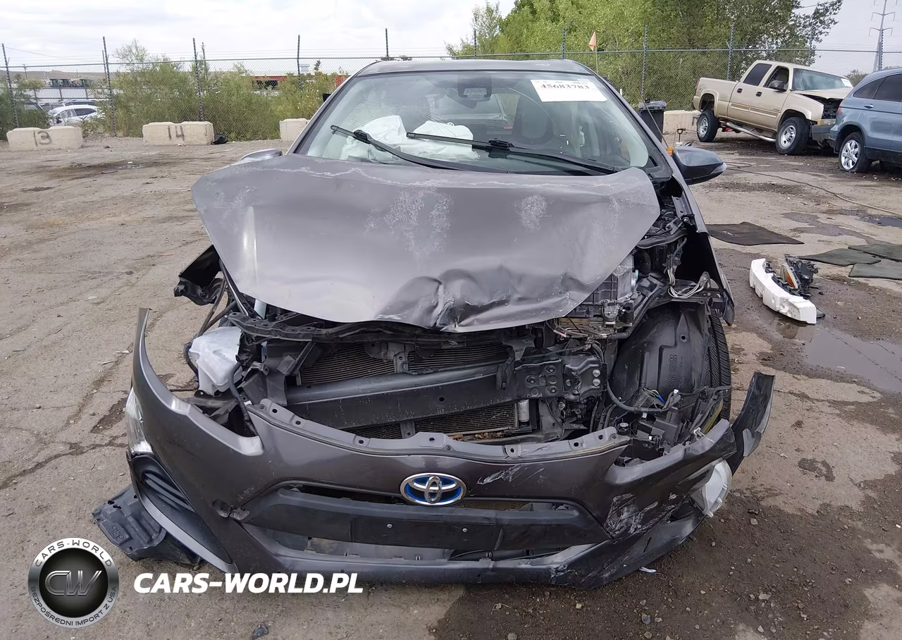 2017 Toyota Prius C One VIN:JTDKDTB30H1592575 - 12