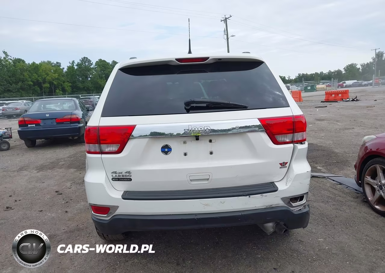 2011 Jeep Grand Cherokee Laredo VIN:1J4RR4GG1BC515009 - 16