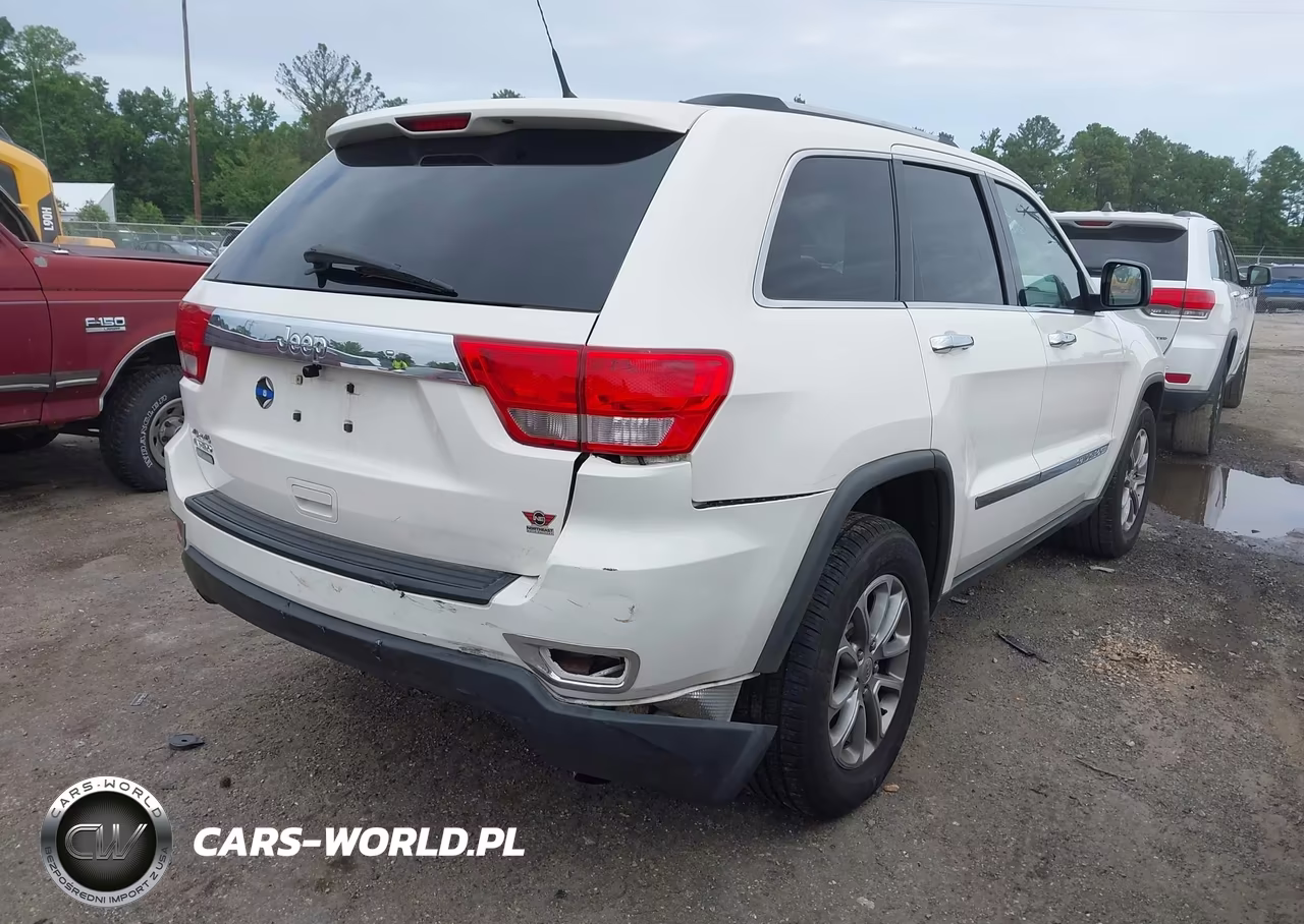 2011 Jeep Grand Cherokee Laredo VIN:1J4RR4GG1BC515009 - 4