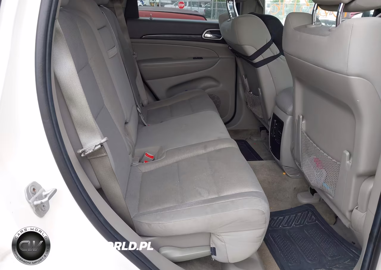 2011 Jeep Grand Cherokee Laredo VIN:1J4RR4GG1BC515009 - 8