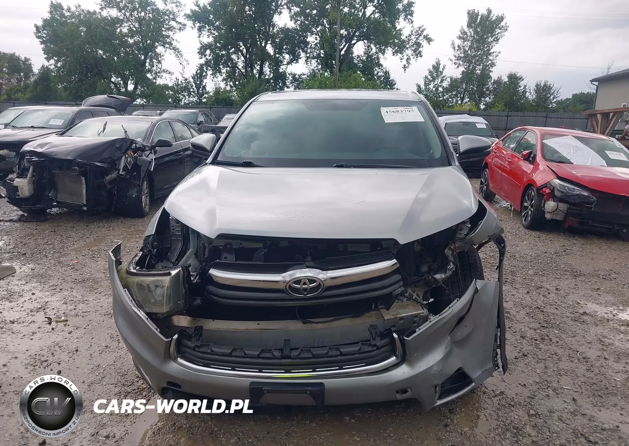 2015 Toyota Highlander Le Plus V6 VIN:5TDZKRFH0FS091490 - 13