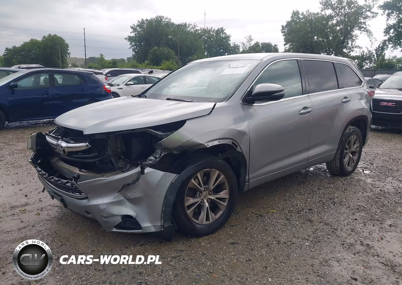 2015 Toyota Highlander Le Plus V6 VIN:5TDZKRFH0FS091490 - 2