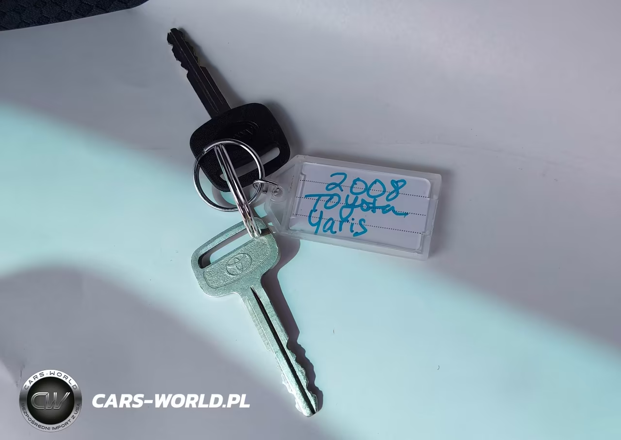 2008 Toyota Yaris VIN:JTDBT923181212374 - 11