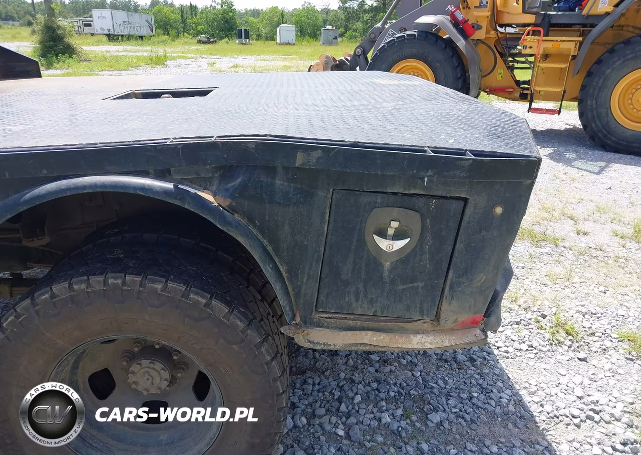 2017 Ram 3500 Tradesman 4X4 8' Box VIN:3C63RRGL5HG729763 - 12