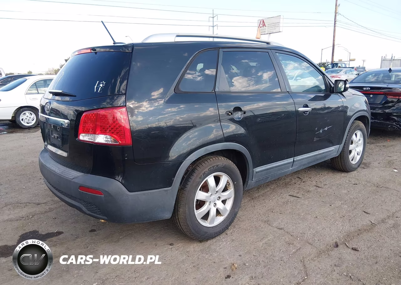 2012 Kia Sorento Lx VIN:5XYKT3A65CG239028 - 4